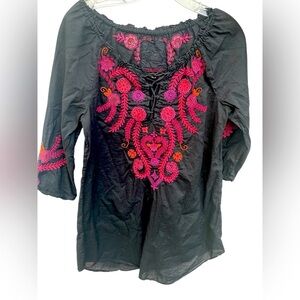 Johnny Was Size XS/long sleeve embroidered blouse/top/black/pink/long